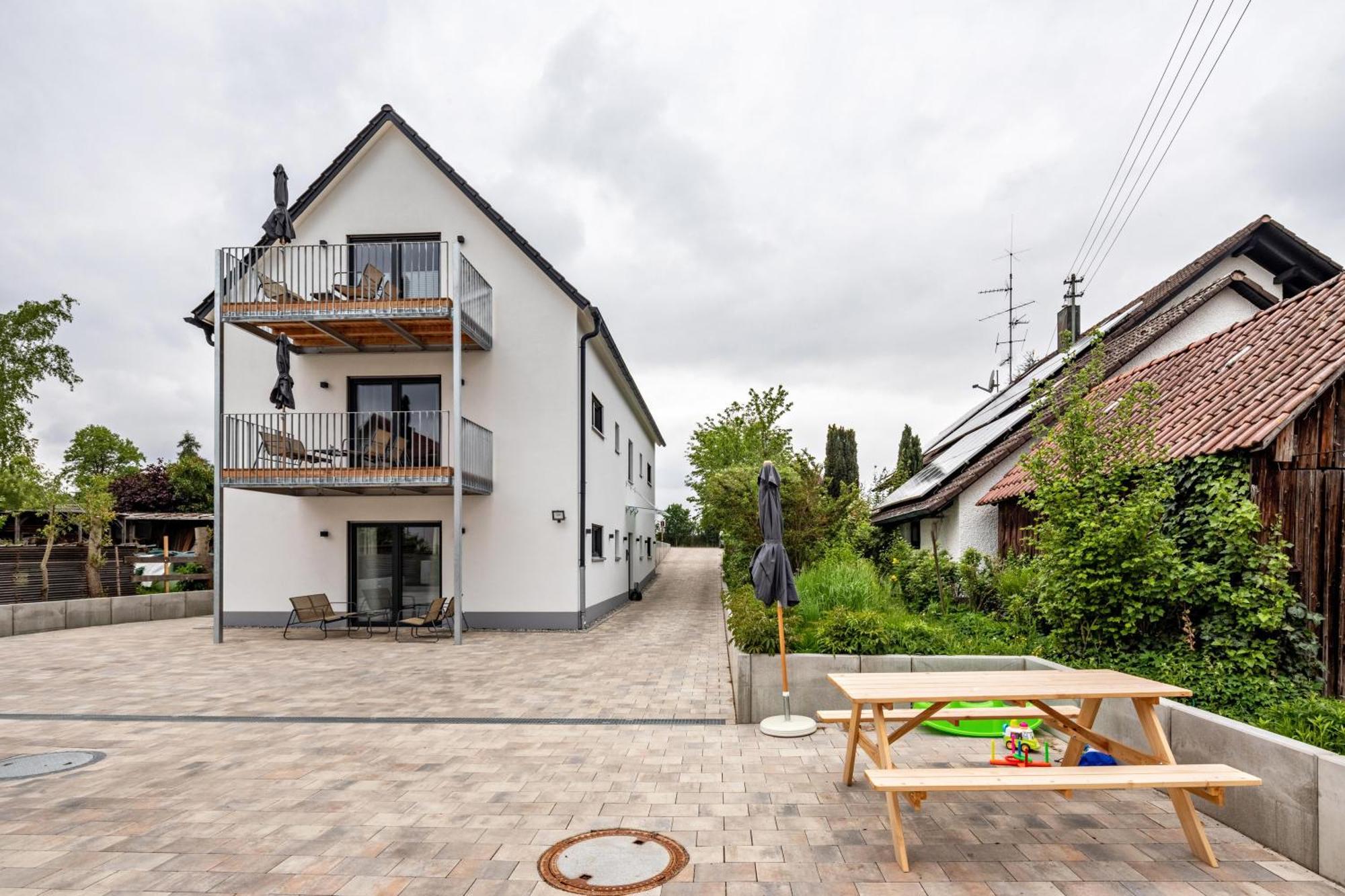 Studio 2 Parkside Apartments Guenzburg Luaran gambar